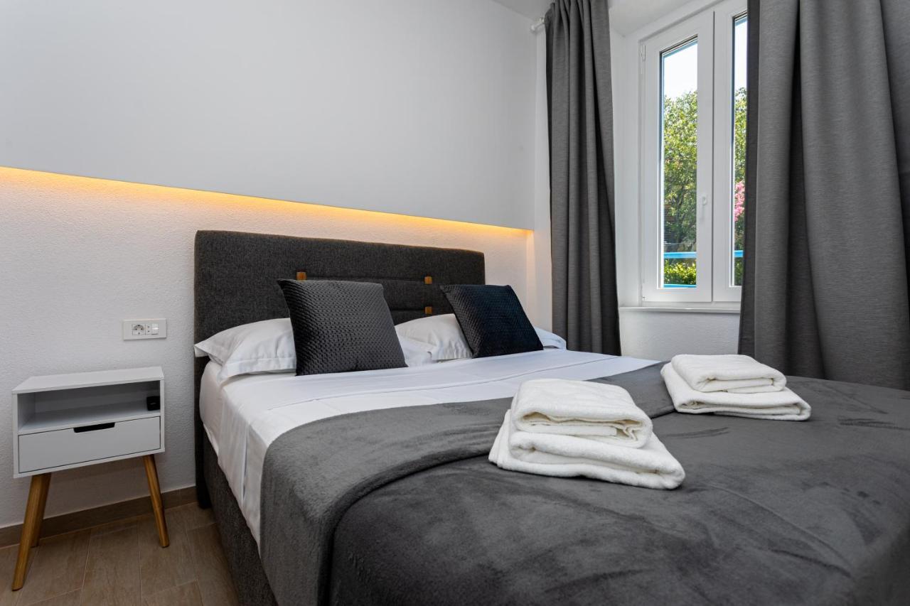 Apartments San Leopoldo ツリクヴェニツァ エクステリア 写真